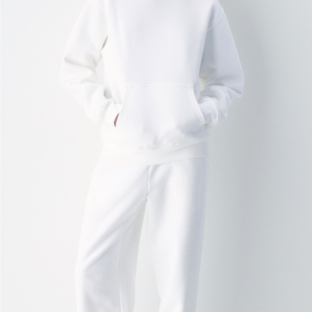 Aritzia Cozy Fleece Sweatfleece in White